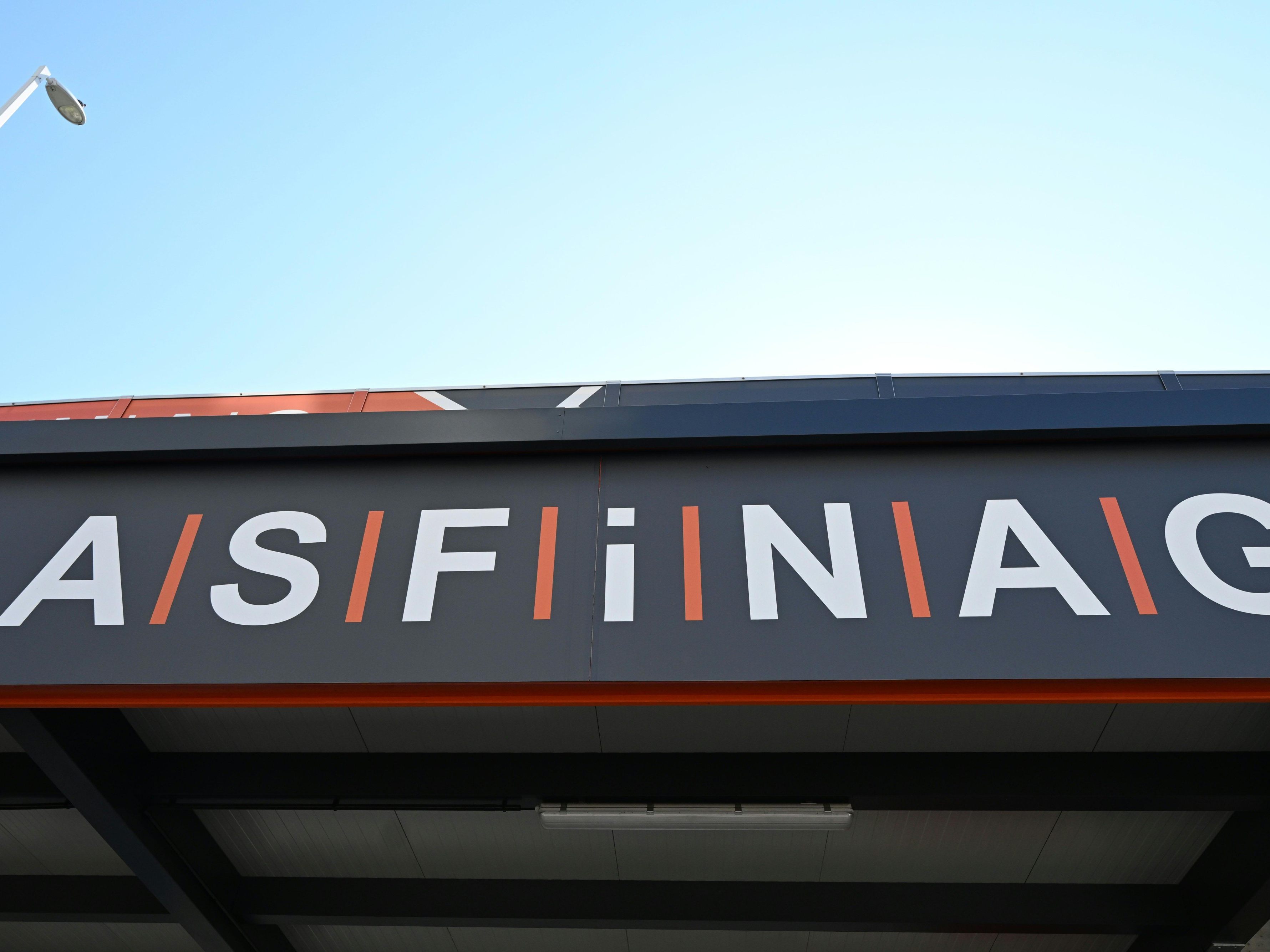 Zwei-Tunnel-auf-S1-in-Nieder-sterreich-vor-Sperre