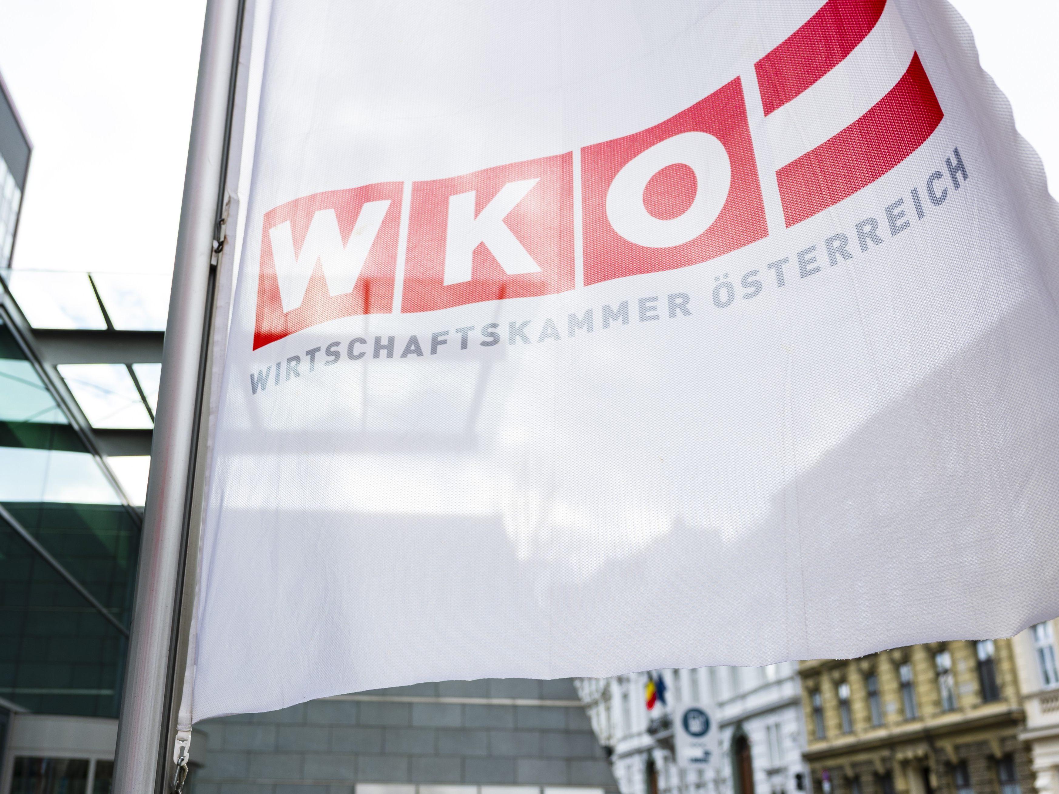 WK-Geh-lter-2-1-statt-4-2-Prozent-Erh-hung-f-r-Mitarbeiter