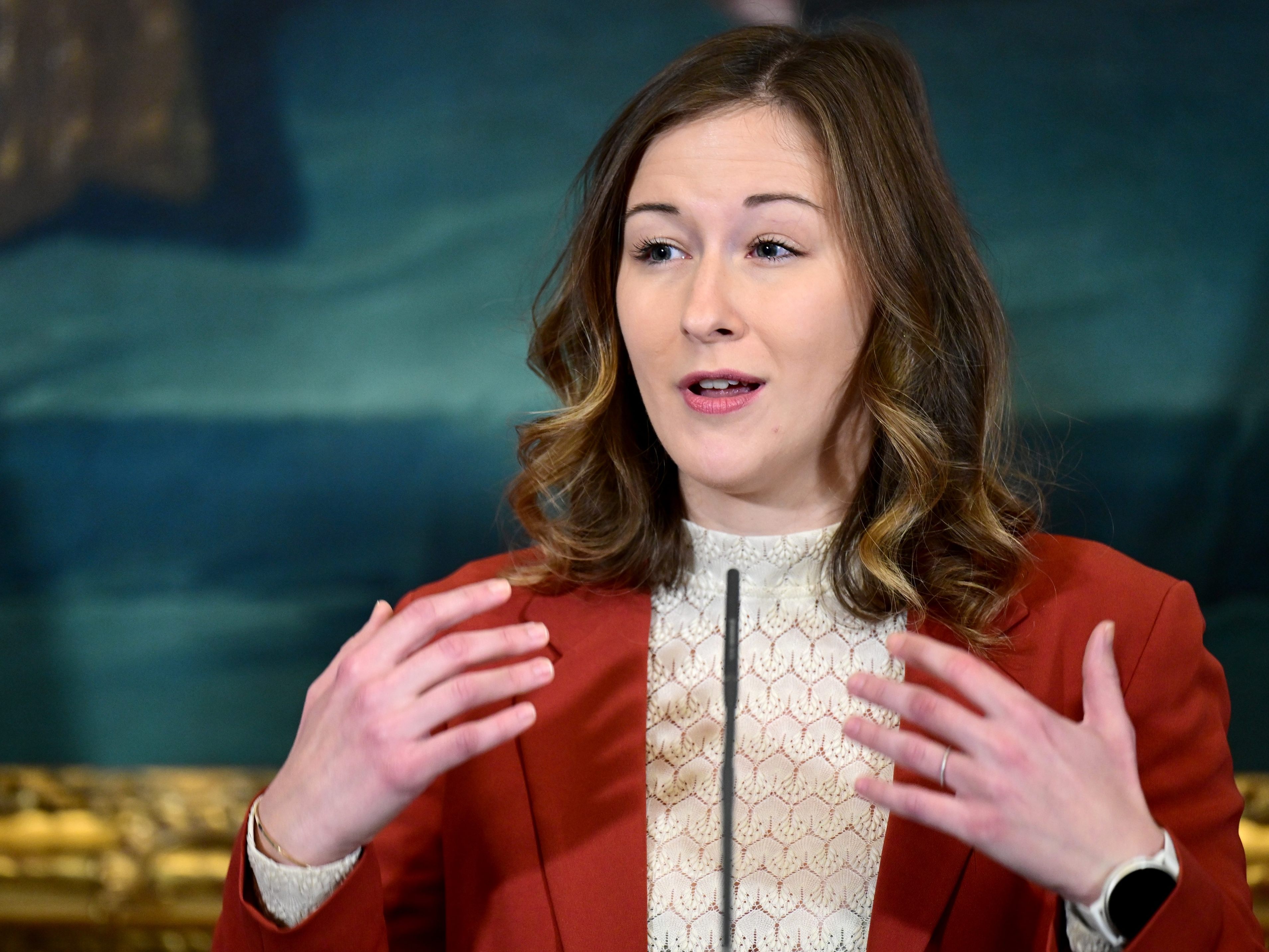 Kopftuchverbot-an-Schulen-Regierung-rechnet-mit-rund-12-000-betroffenen-M-dchen