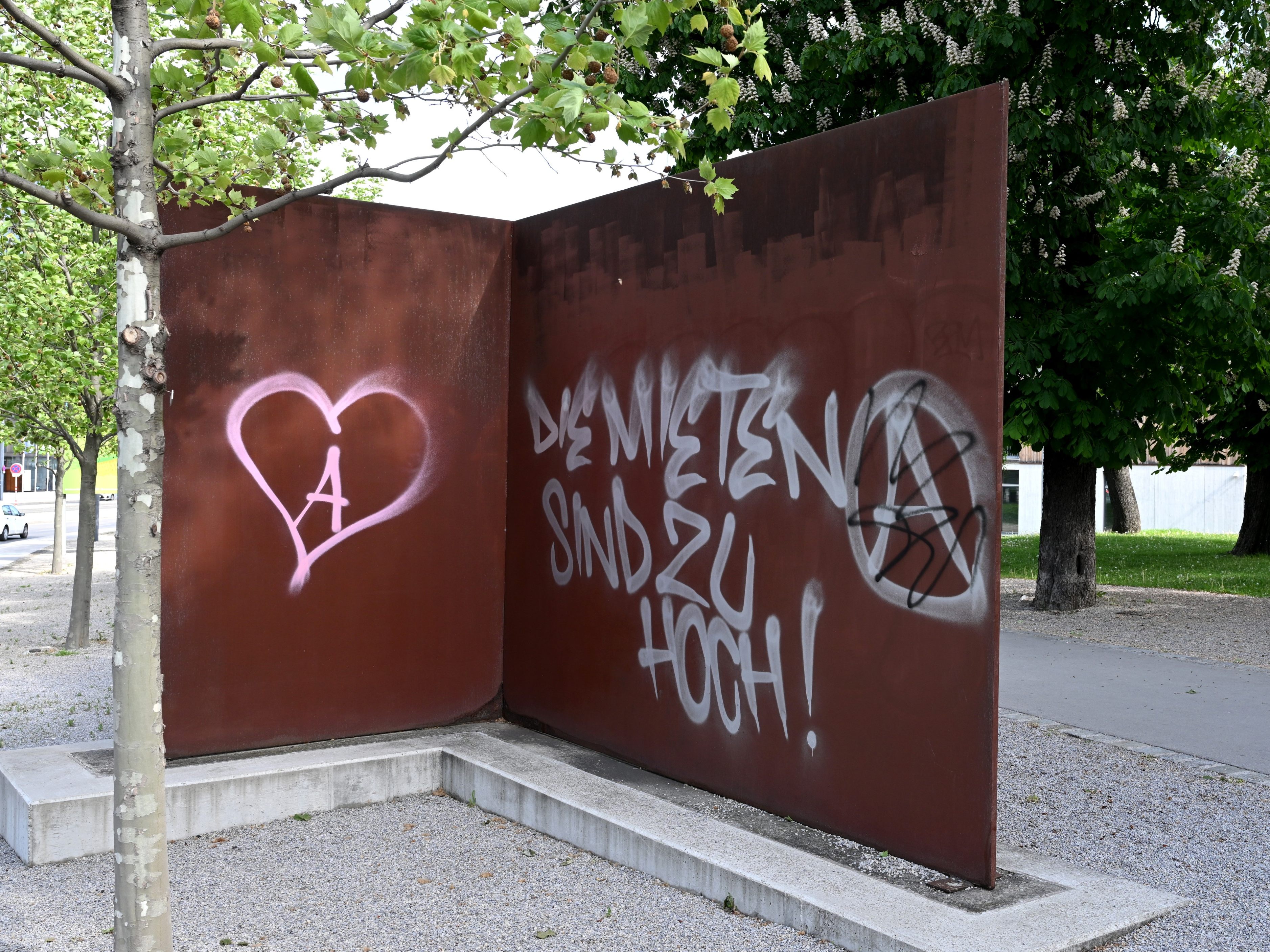 Leistbare Mietwohnungen sind schwer zu finden. Und wenn, dann ist die Konkurrenz groß.