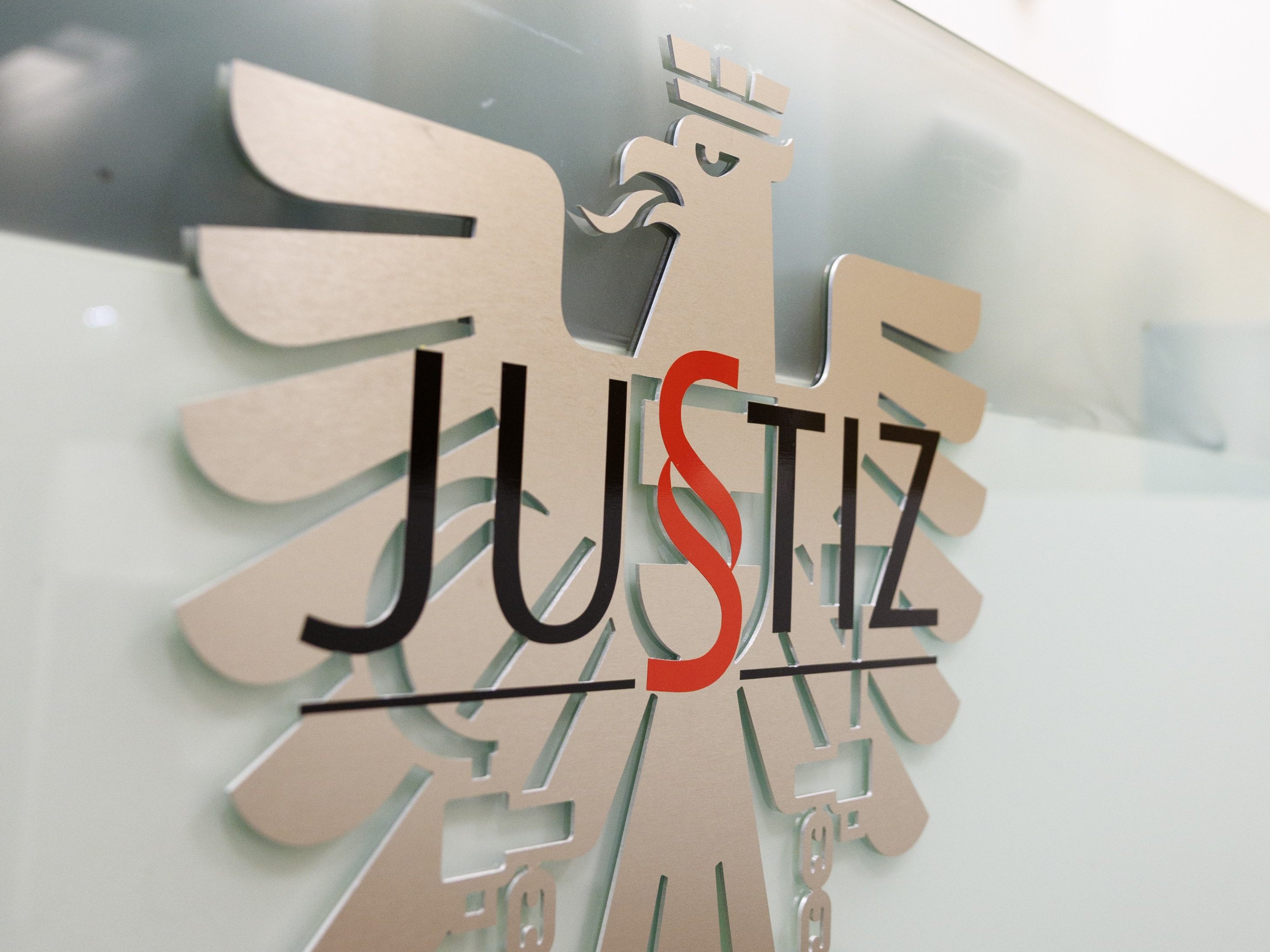 Wels-Prozess-gegen-Makler-und-Strohfrau-wegen-schweren-Betrugs