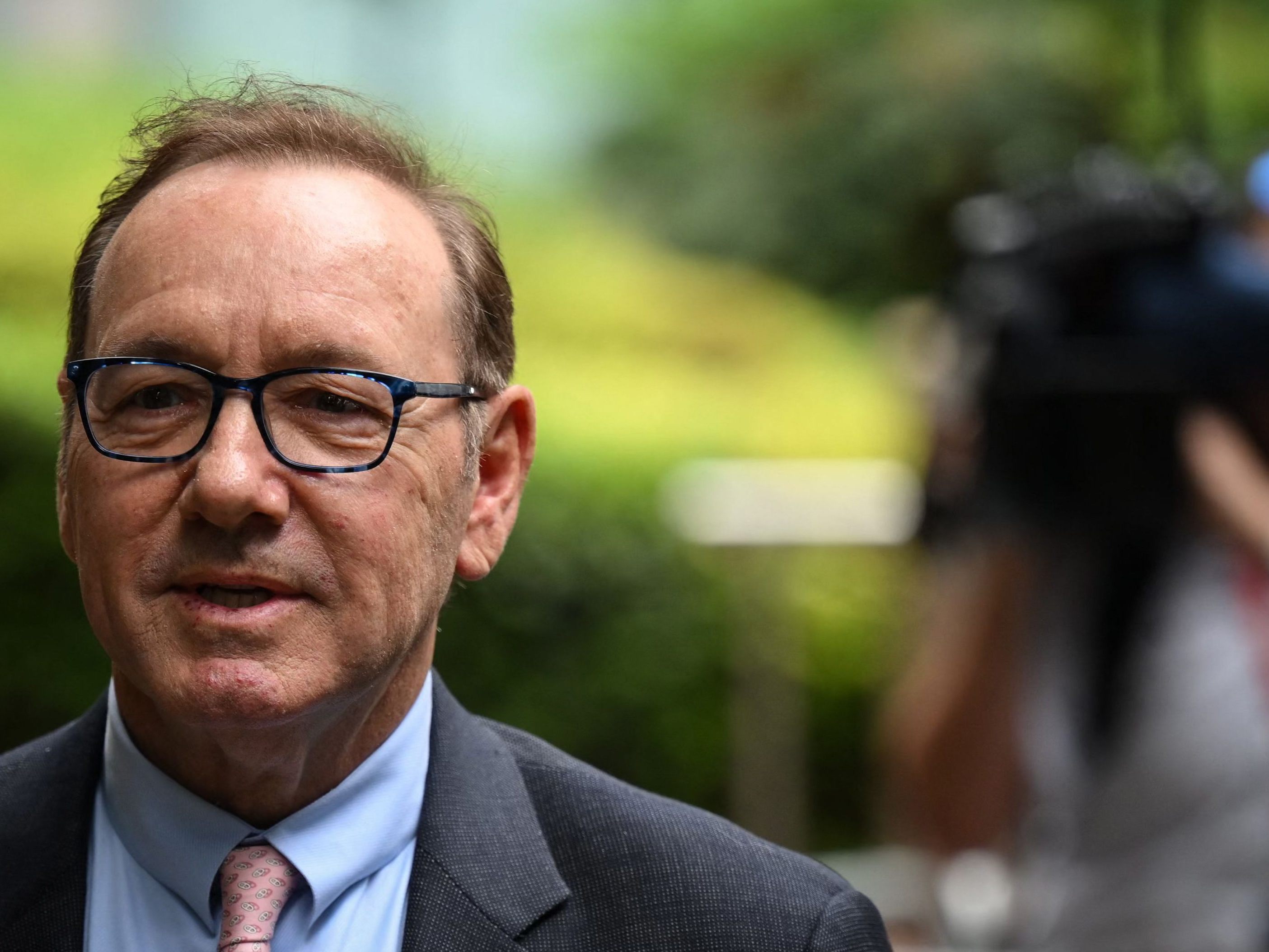 Kevin Spacey muss sich 2026 in London drei Zivilklagen stellen