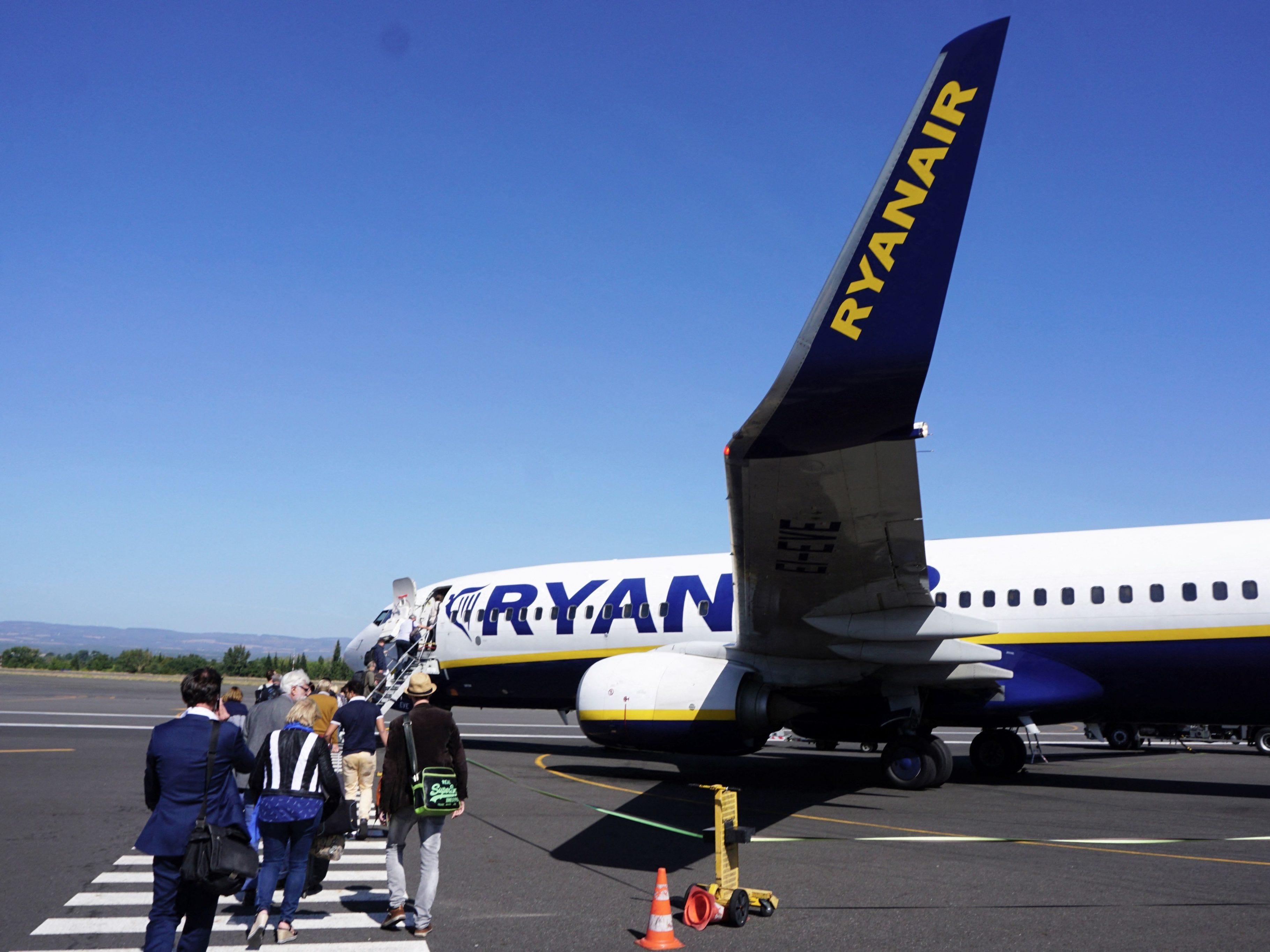 ryanair-zieht-f-nf-flugzeuge-aus-wien-ab-120-jobs-in-gefahr