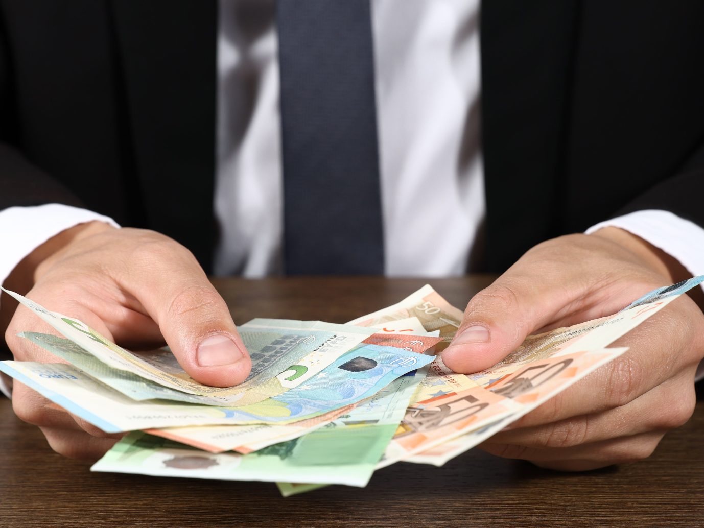 Die Nulllohnrunde für Politiker ist am Weg.