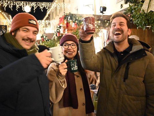 Bludenzer-Christkindlemarkt-ffnete-wieder-seine-Tore