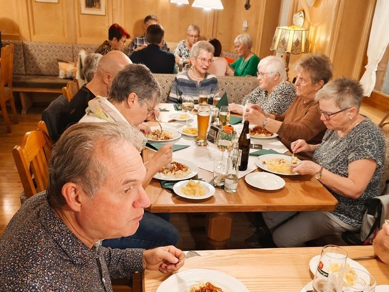 Bürser PVÖ-Mitglieder erkunden Stadt Bludenz