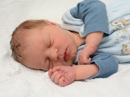 Die gesamte Redaktion von VOL.AT gratuliert herzlich zur Geburt von Noah. Wir wünschen der Familie viele unvergessliche Momente voller Liebe und Freude mit ihrem kleinen Herbstwunder.