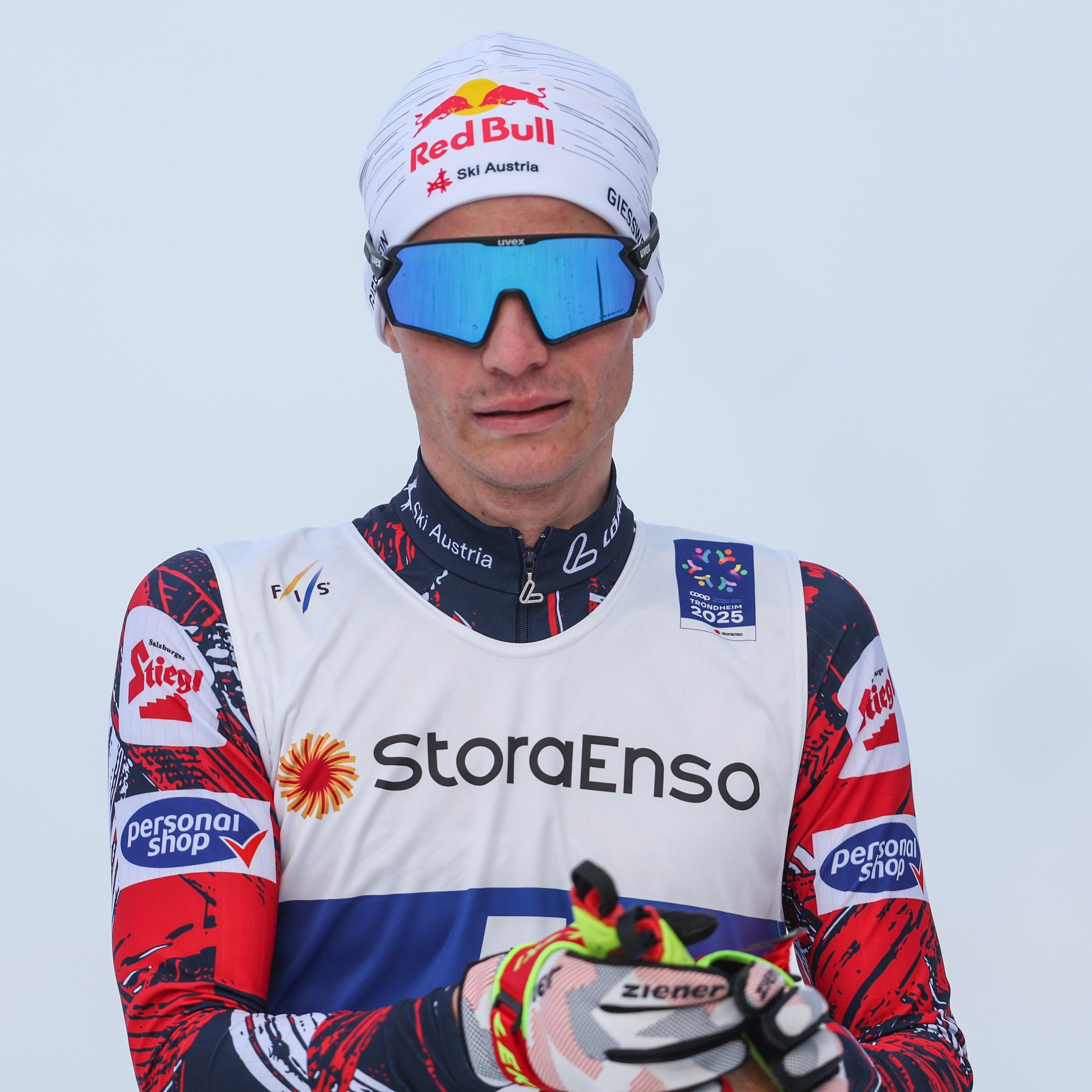 Johannes Lamparter hat die Nordische Kombination in Ruka gewonnen.