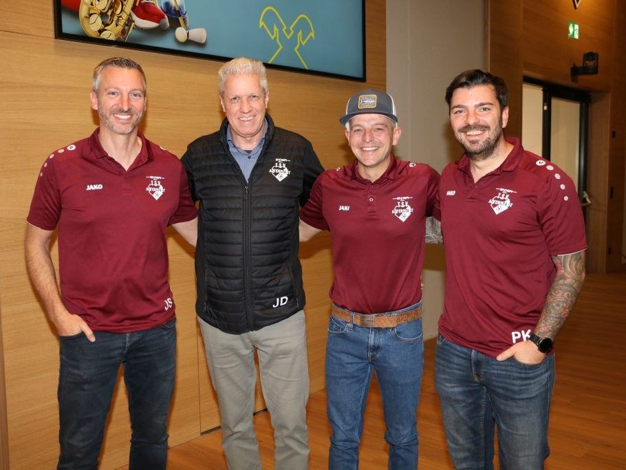 Mit-vereinten-Kr-ften-f-r-freiwillig-Engagierte