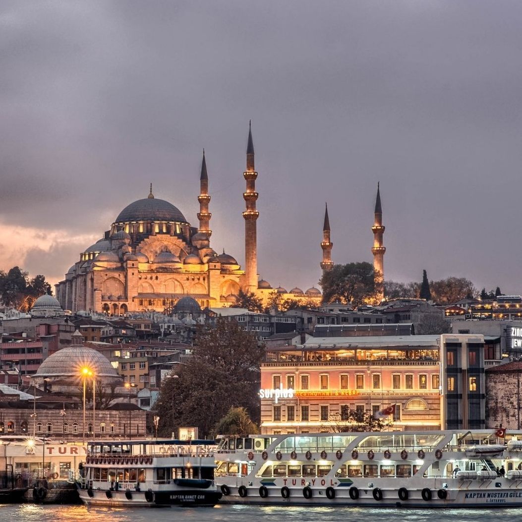 Nach dem Tod einer Hamburger Mutter und ihrer zwei Kinder im Türkeiurlaub ist ihr Hotel in Istanbul evakuiert worden.