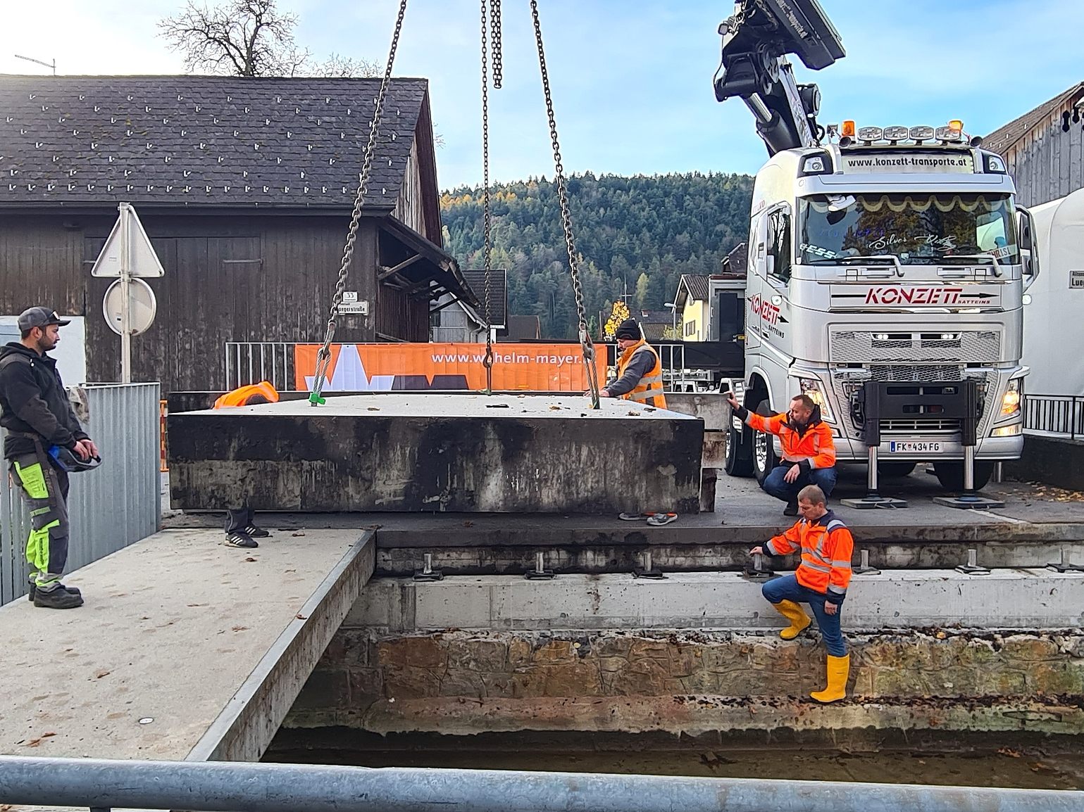 Anhebung Naflabrücke