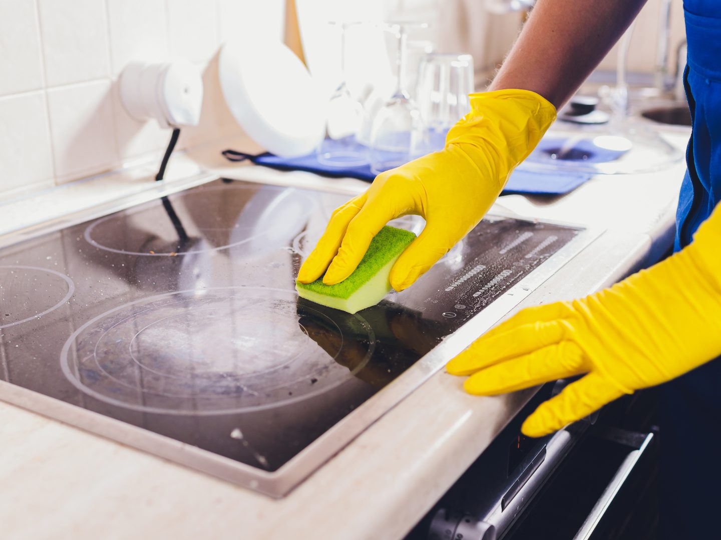 Kratzer-am-Ceranfeld-So-machen-Sie-sie-fast-unsichtbar