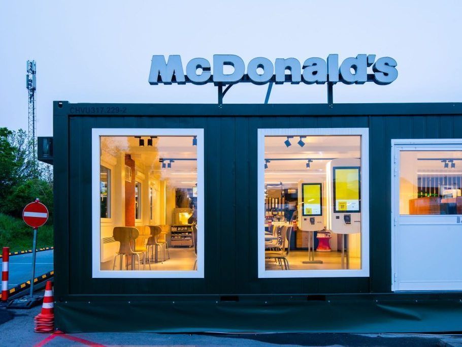 McDonald-s-geschlossen-Burger-038-Co-ziehen-ins-Ausweichlokal