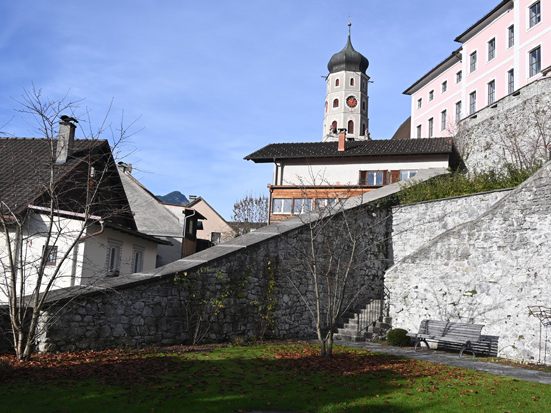Von 17. November 2025 bis 30. März 2026 bleibt der Schlossgarten geschlossen.