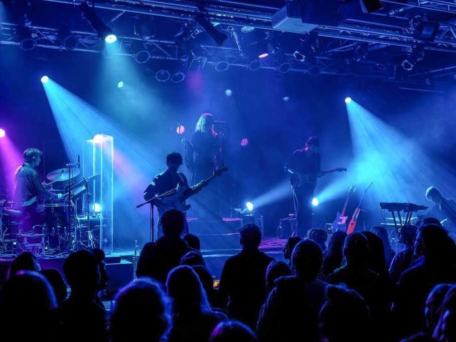 Wallners-Konzert-Hypnose-im-Spielboden