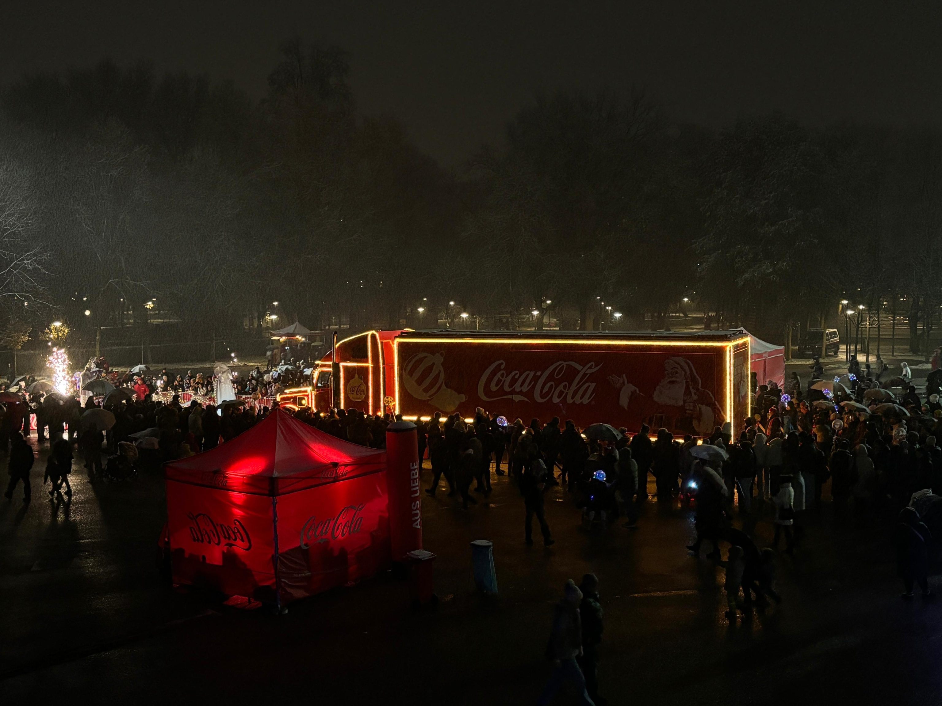 Coca-Cola-Truck-kommt-nach-Dornbirn-Weihnachtszauber-auf-vier-R-dern