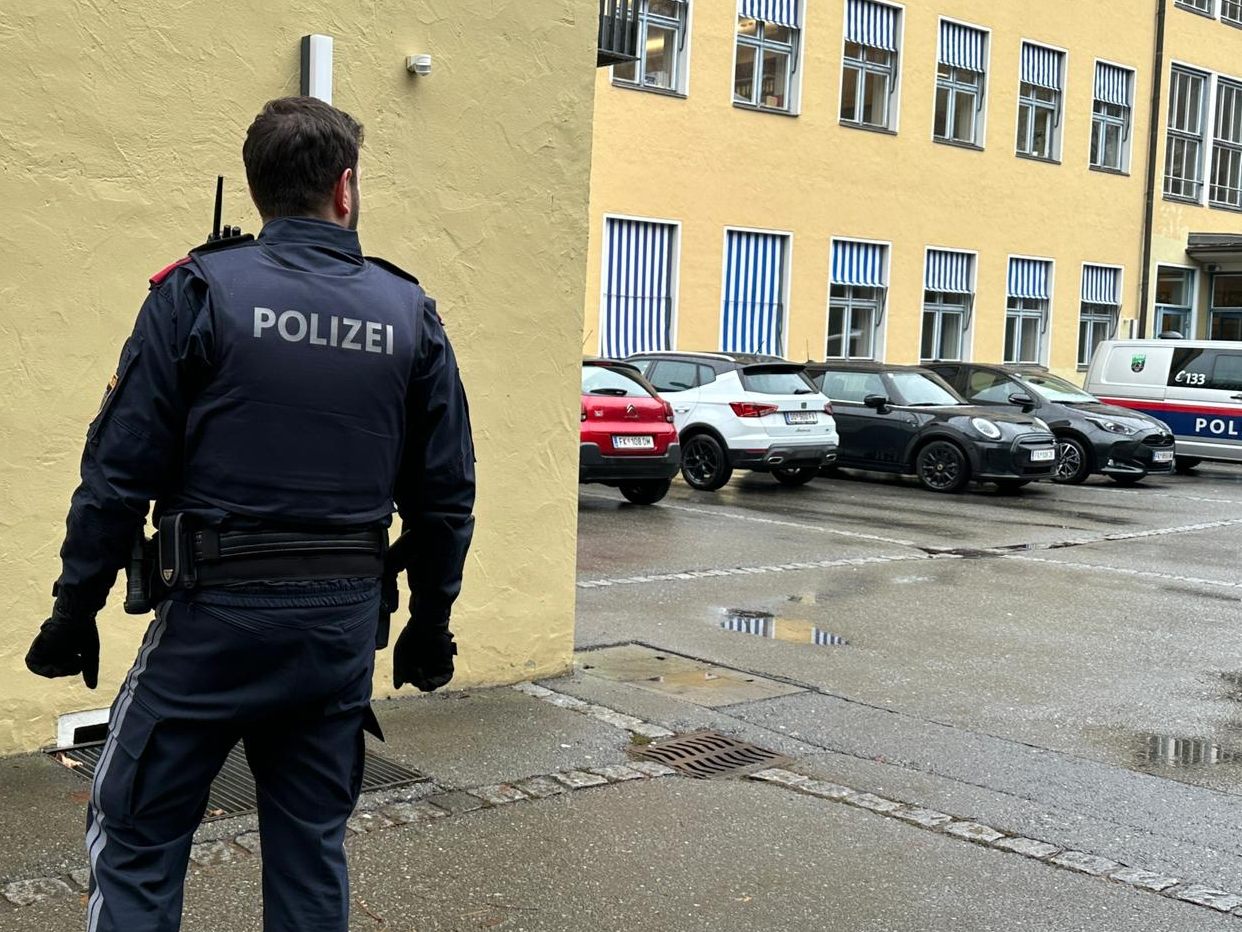 Polizeieinsatz bei Schule in Levis
