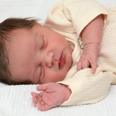 Die gesamte Redaktion von VOL.AT gratuliert herzlich zur Geburt von Yigit Ali. Wir wünschen der Familie viele unvergessliche Momente voller Liebe und Freude mit ihrem kleinen Herbstwunder.