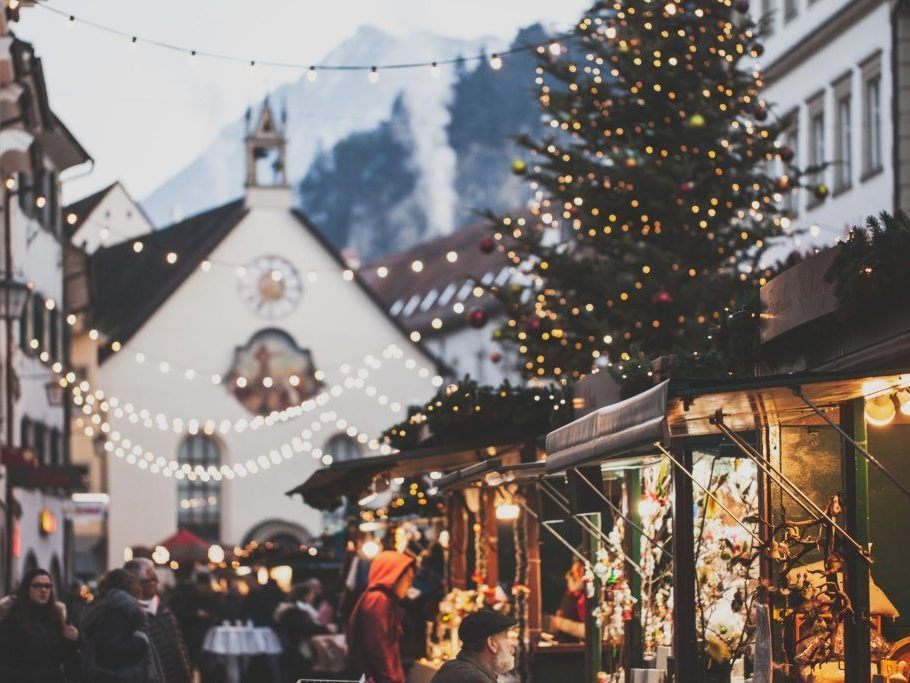 Lichterglanz-und-K-achle-Wo-im-L-ndle-am-Wochenende-der-Advent-beginnt