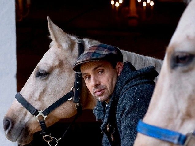 Ein-Leben-zwischen-Traktor-Konferenzraum-und-B-hne