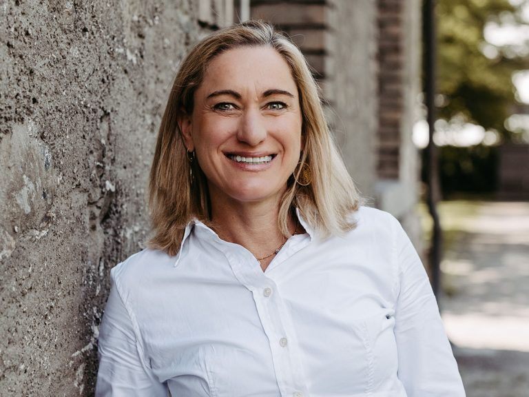 Kommentar-Unternehmerin-und-schwanger-zwischen-Existenz-und-Anschluss