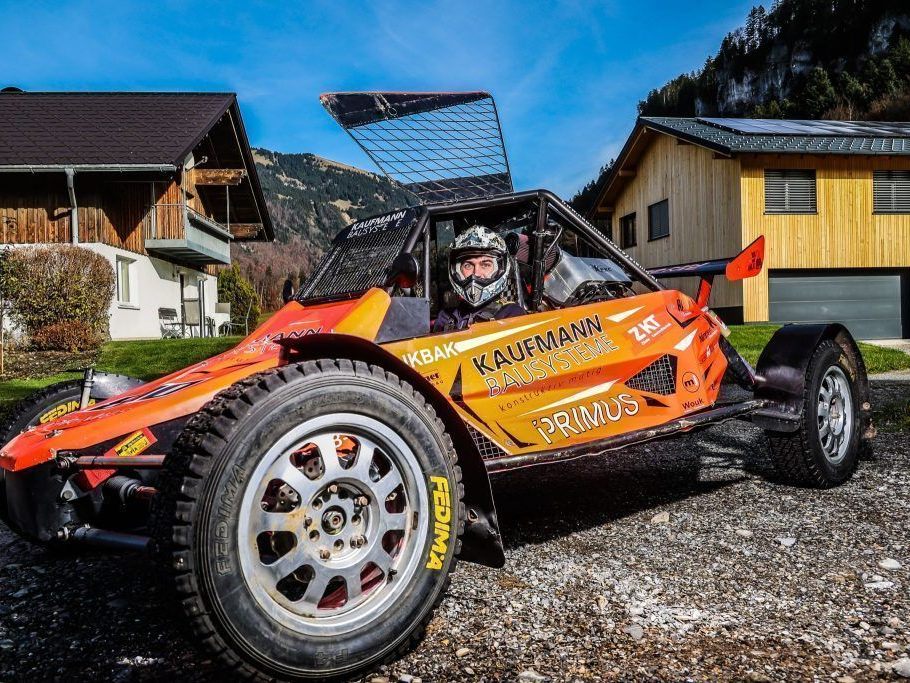 Vom-Garagenprojekt-zum-Autocross-Vizemeistertitel