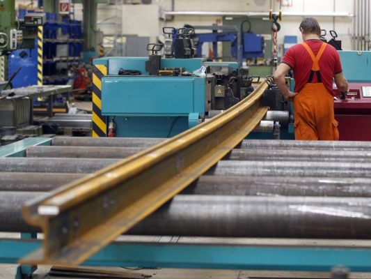 Minister-Hanke-wirbt-f-r-europ-ische-Schienenstrategie