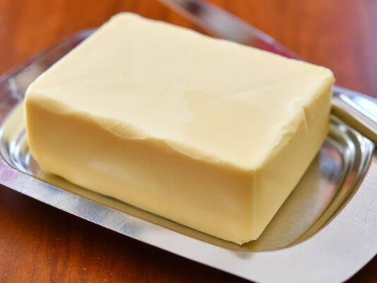 Bauern-kritisieren-Butter-quot-Schleuderpreise-quot-