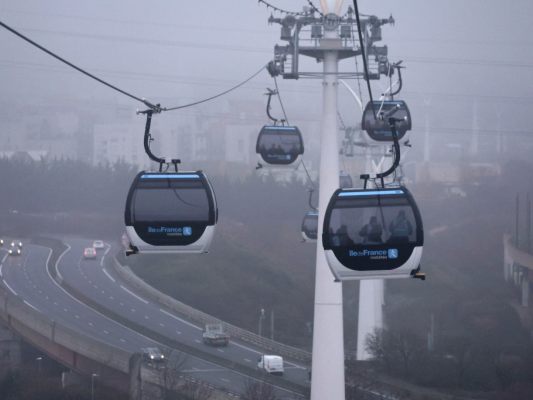 Paris nimmt eine von Doppelmayr gelieferte Seilbahn in Betrieb