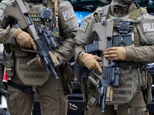 Sparkurs-bei-Polizei-Auch-Einschnitte-bei-EKO-Cobra