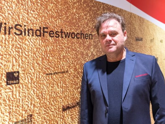 Innsbrucker-Festwochen-zum-quot-50er-quot-mit-siebenst-ndiger-Oper