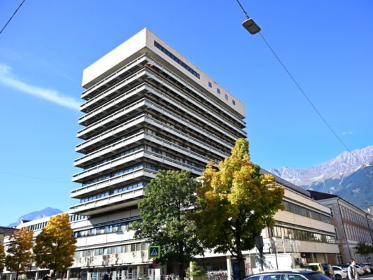 Tiroler-Bub-verhungert-Prozess-gegen-Eltern-am-9-Februar