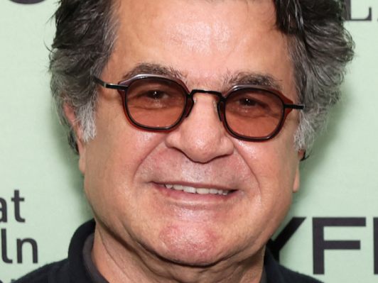 Iranischer-Star-Regisseur-Panahi-zu-Haftstrafe-verurteilt