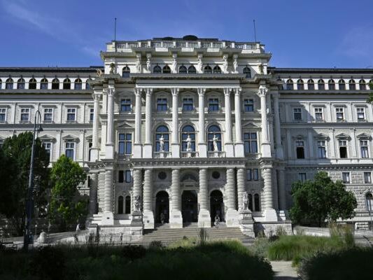 Nun hat das Oberlandesgericht Wien über die Anklage zu entscheiden