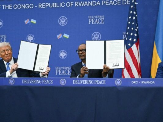 Unterzeichnung fand im Washingtoner Friedensinstitut statt