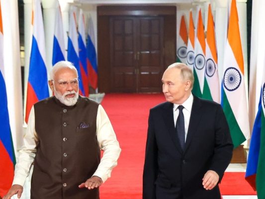 Putin-spricht-in-Indien-mit-Modi-ber-Handel-und-Milit-r