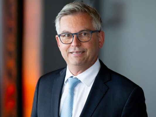 Migrationskommissar-Optimistisch-bei-R-ckf-hrungsverordnung