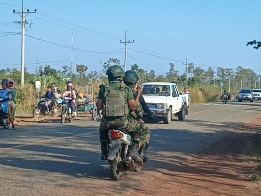 Thailand evakuiert 385.000 Zivilisten