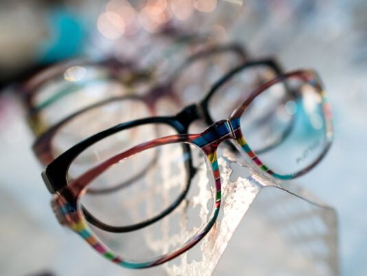 spezialbrillen-als-gegenmittel-zu-wachsender-kurzsichtigkeit