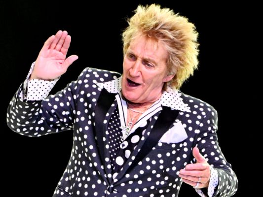 rod-stewart-in-quot-alter-frische-quot-in-der-stadthalle
