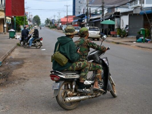 Soldaten im Grenzgebiet beider Länder