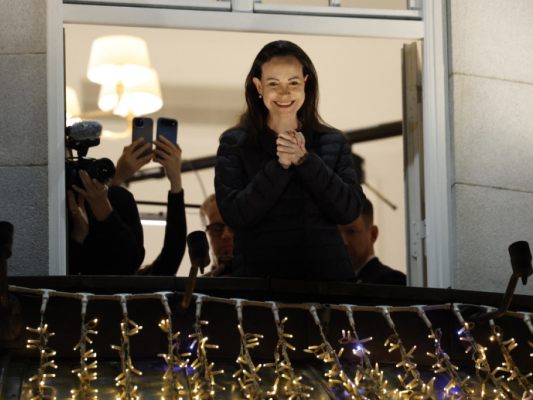 Friedensnobelpreistr-gerin-Machado-in-Oslo