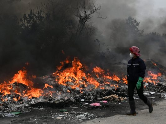vietnams-hauptstadt-in-smog-geh-llt