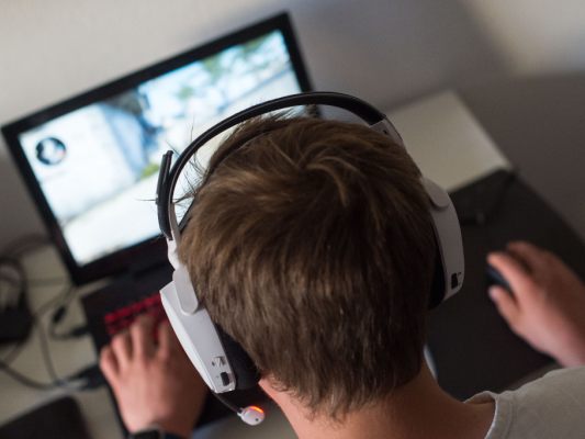 RH-empfiehlt-mehr-Schutz-vor-Internet-Gefahren-f-r-Sch-ler