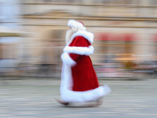 die-geschichte-hinter-dem-coca-cola-weihnachtsmann