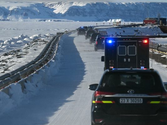 Gr-nl-ndischer-Experte-sieht-Insel-schutzlos-gegen-ber-USA