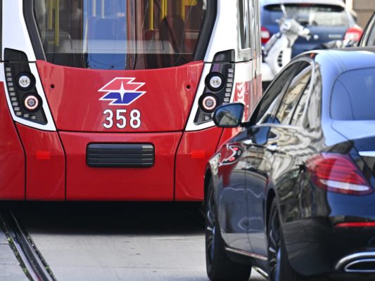 Rund-1-500-falsch-geparkte-Autos-behinderten-Wiens-ffis