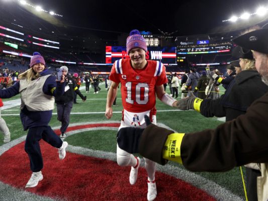 elfter-saisonsieg-f-r-new-england-patriots-in-nfl