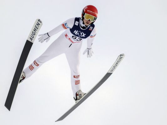 Skispringerin-Lisa-Eder-in-Wisla-Weltcup-F-nfte