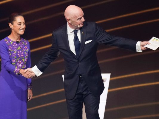 Mexikos Präsidentin Claudia Sheinbaum zog ihr Team aus dem Lostopf